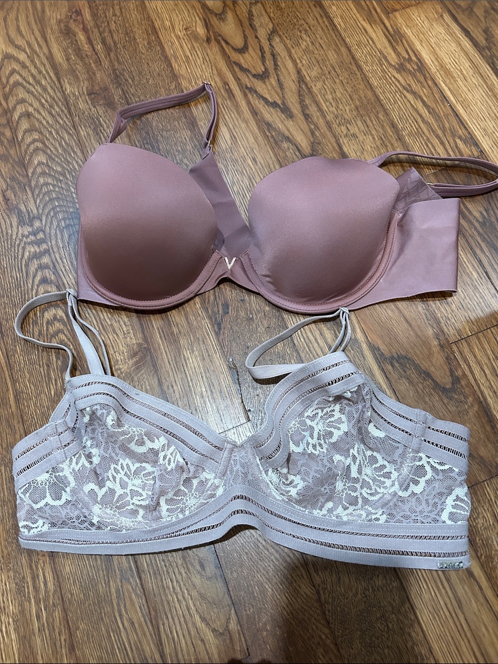 Set of 2 Victoria’s Secret & PINK Bras